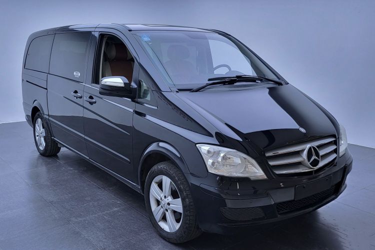 奔驰 唯雅诺 2013款 3.0L 舒适版车身外观6002