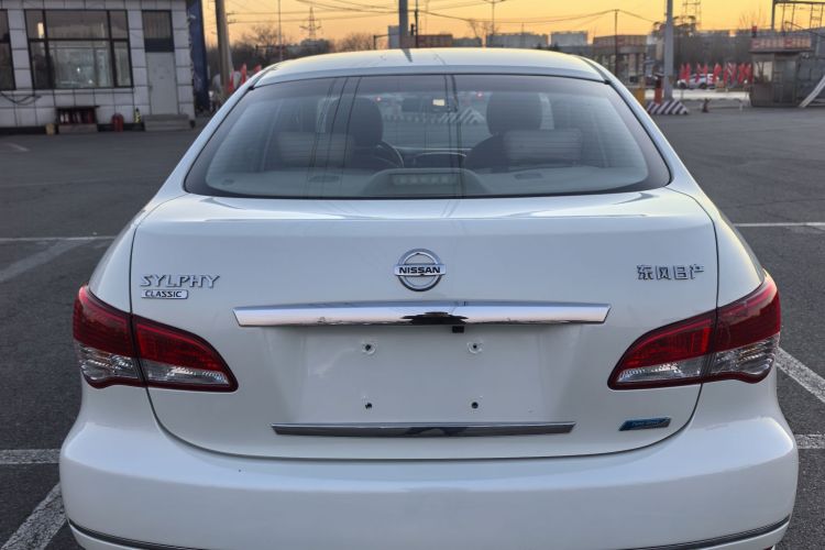 日产 轩逸 2016款 经典 1.6XE 手动领先版车身外观6005