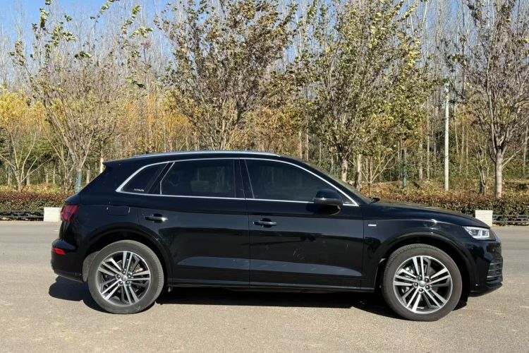 奥迪Q5L 2018款 45 TFSI 尊享运动型 国V车身外观6006