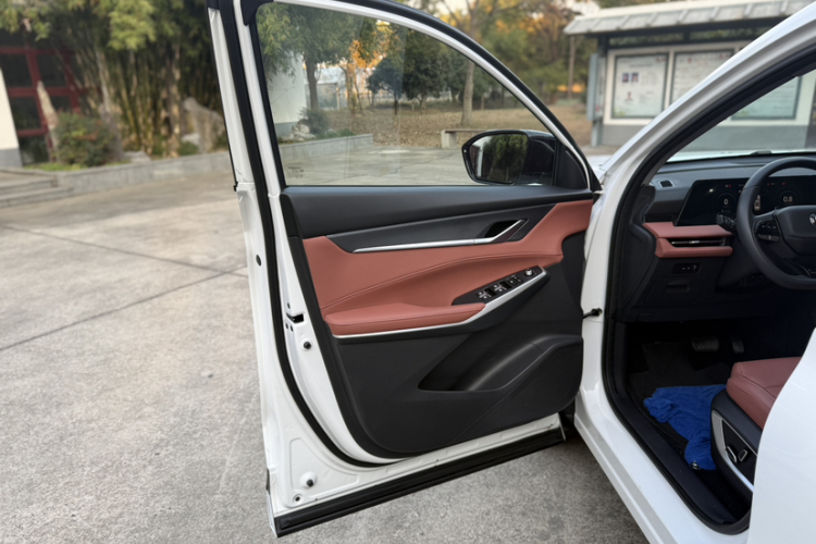 长安CS75 PLUS 2024款 第三代 冠军版 1.5T 智驾劲航型中控内饰7008