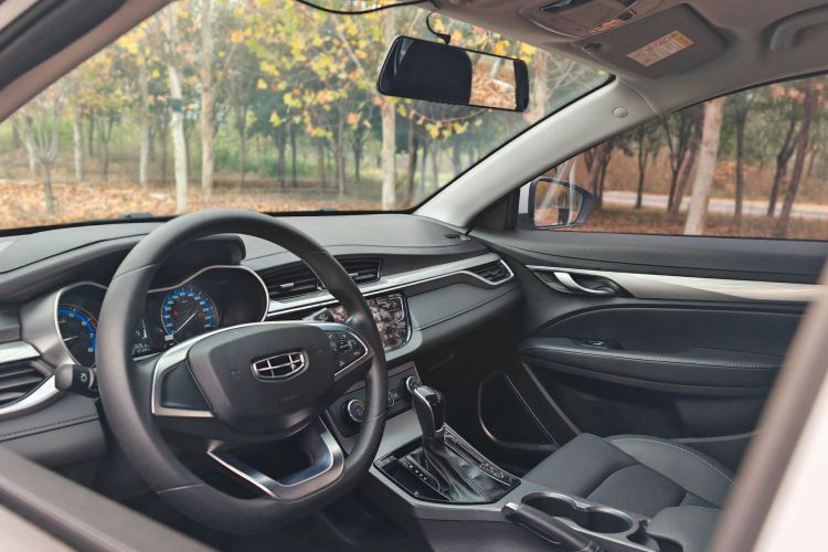 吉利汽车 帝豪 2020款 1.5L CVT舒适型中控内饰7002