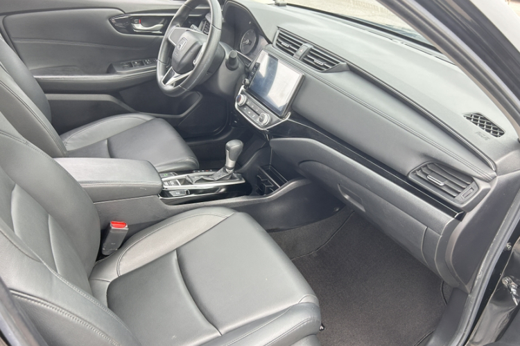 本田 凌派 2019款 180Turbo CVT豪华版 国VI中控内饰7008