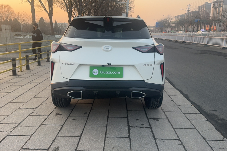 广汽传祺 传祺GS3 2023款 影速 270T 劲智版车身外观6005