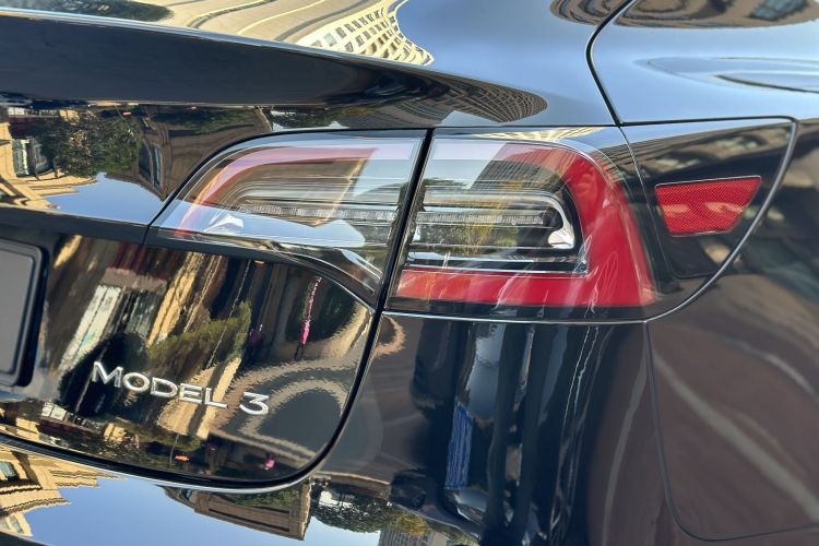 特斯拉 Model 3 2020款 改款 标准续航后驱升级版车身外观6004