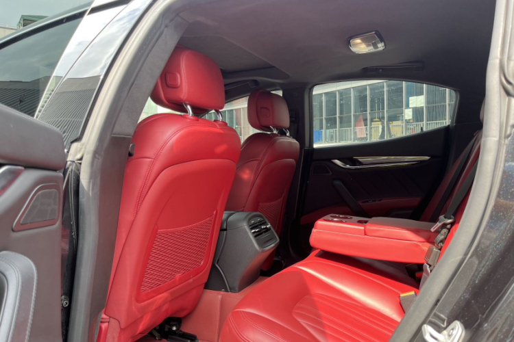 玛莎拉蒂 Ghibli 2022款 2.0T GT锋芒版中控内饰7003