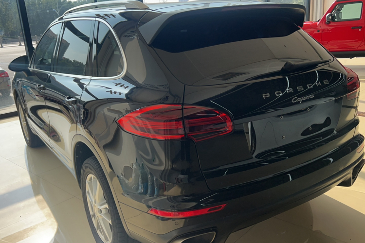 保时捷 2015款 Cayenne 3.0T车身外观6005