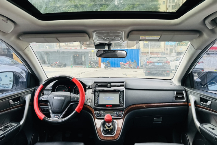 哈弗H6 2015款 改款 运动版 1.5T 手动两驱精英型车身外观6011