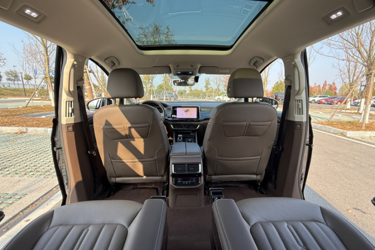 大众 威然 2022款 330TSI 豪华版中控内饰7013