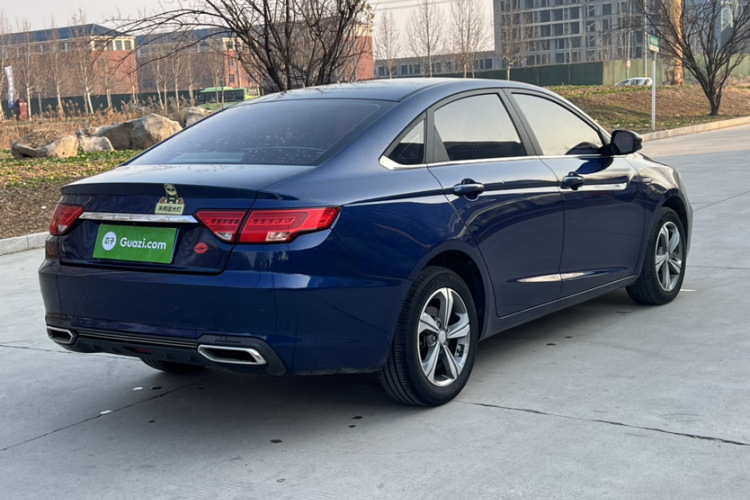 吉利汽车 帝豪GL 2019款 1.4T CVT精英智享版车身外观6006