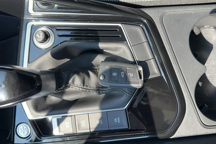 大众 探岳 2020款 330TSI 两驱豪华智联版中控内饰7001