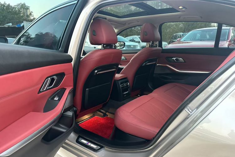 宝马3系 2022款 改款 325Li M运动套装中控内饰7006