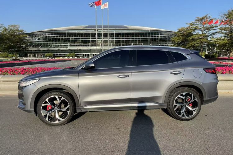 比亚迪 宋PLUS 2020款 1.5T 自动旗舰PLUS车身外观6003