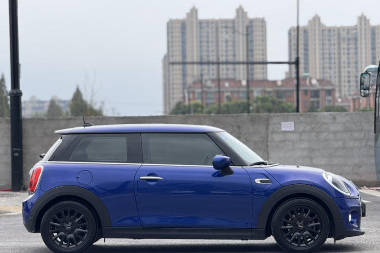 MINI 2019款 1.5T ONE PLUS车身外观6003