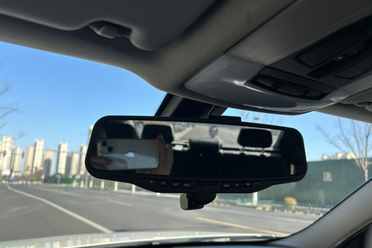 宝马3系 2016款 316i 时尚型中控内饰7007