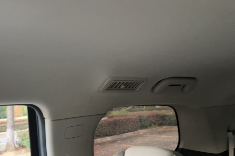 广汽传祺 传祺M6 2019款 270T DCT精英版（七座）国VI中控内饰7015