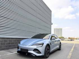 比亚迪 海豹 2022款 650km 四驱性能版