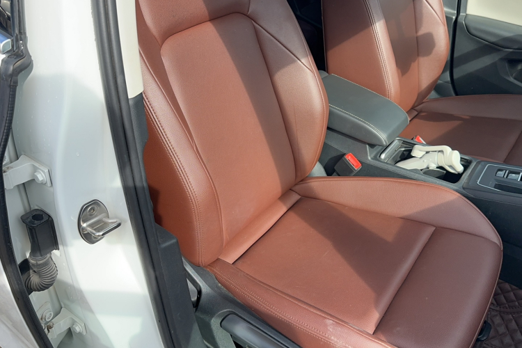 大众 高尔夫 2021款 280TSI DSG Pro局部细节41