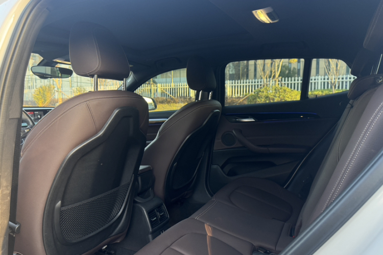 宝马X2 2020款 sDrive25i 领先型M越野套装中控内饰7015