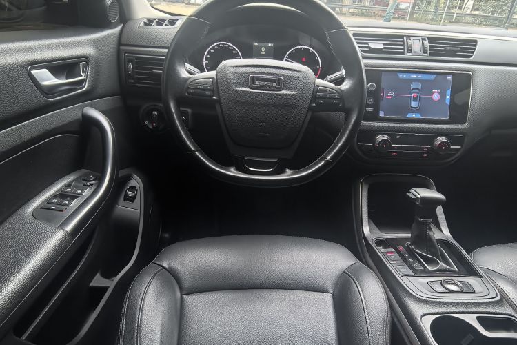 观致5 2018款 改款 1.6T 自动领先型中控内饰7004