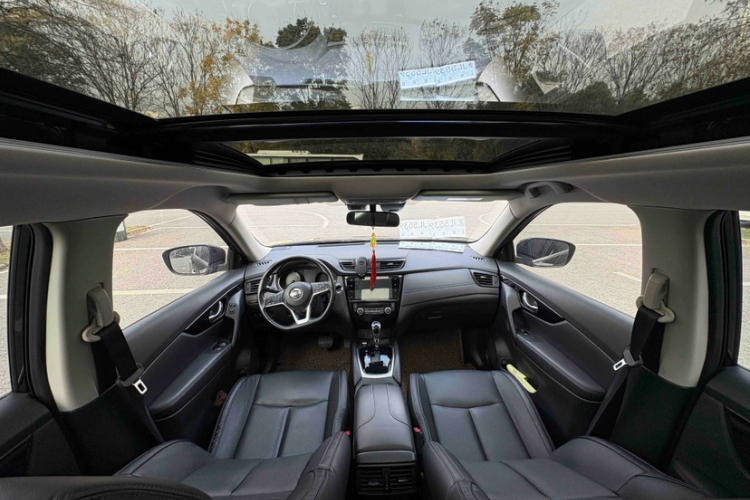 日产 奇骏 2021款 2.0L CVT 2WD XL Premium智联尊享版中控内饰7004