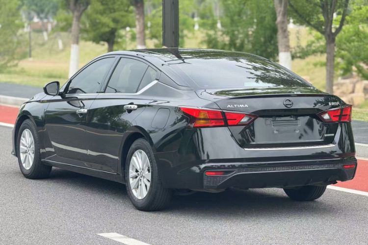 日产 天籁 2019款 2.0L XL 舒适版车身外观6004