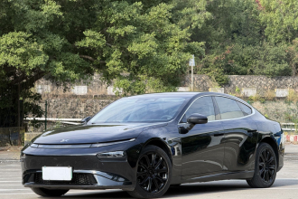 小鹏P7 2022款 670E+