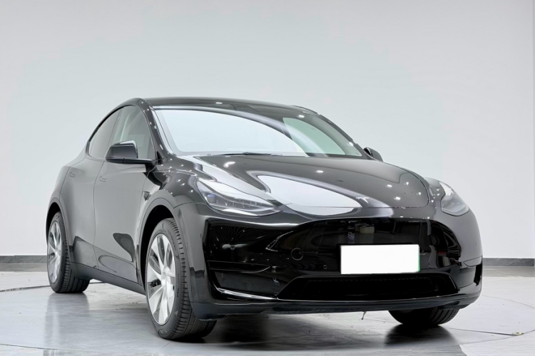 特斯拉 Model Y 2022款 后轮驱动版车身外观6005