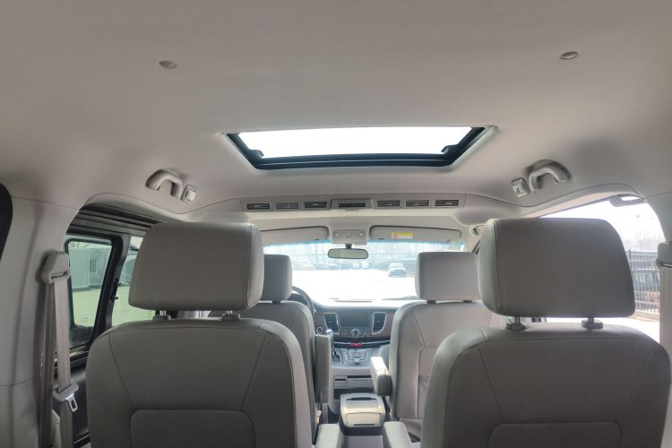 江汽集团 瑞风M5 2017款 2.0T 汽油双离合商务版局部细节9003