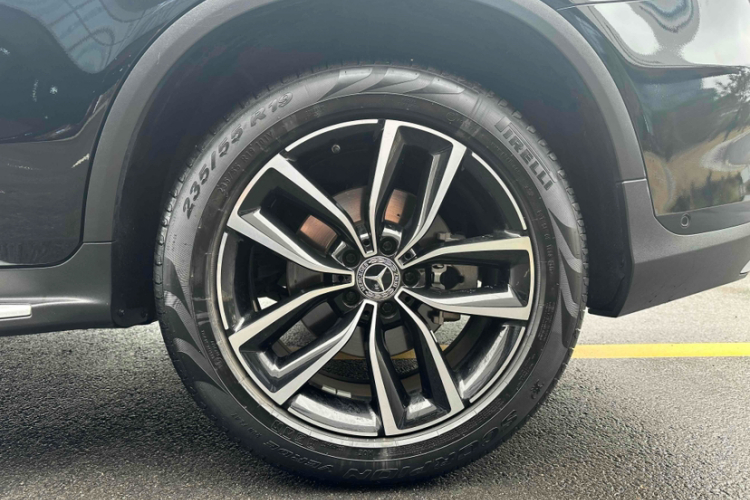 奔驰GLC 2020款 GLC 300 L 4MATIC 动感型车身外观6005