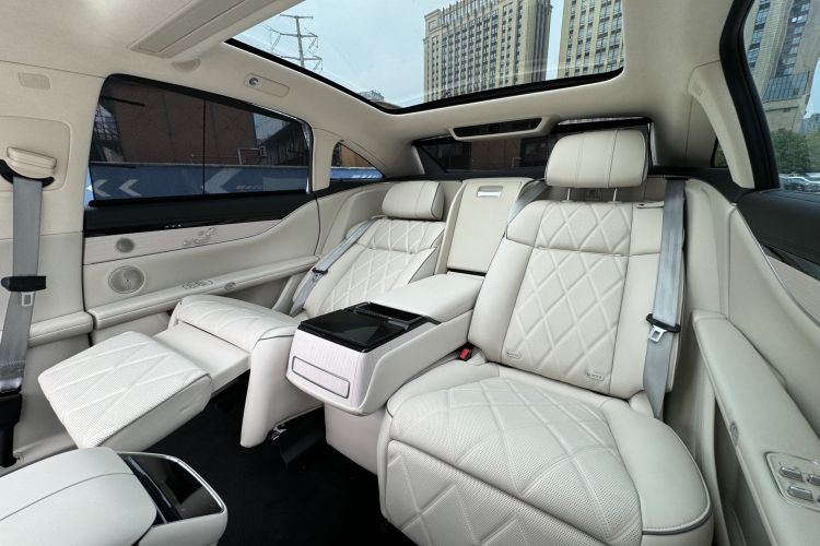 鸿蒙智行 享界S9 2024款 纯电 Ultra 四驱旗舰版中控内饰7015