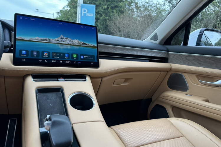 鸿蒙智行 问界M5 2022款 增程四驱至臻版局部细节18