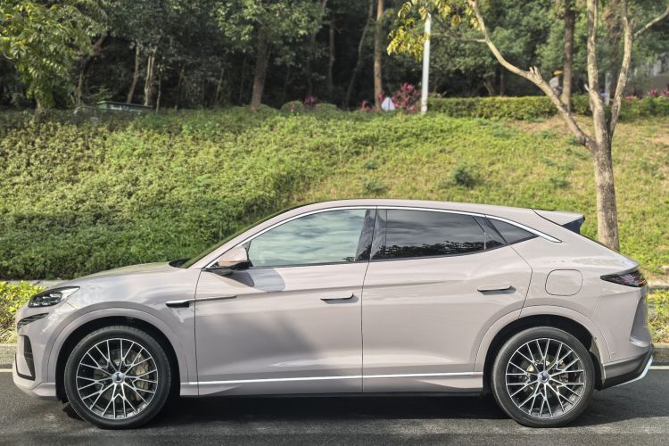 腾势N7 2023款 长续航性能版车身外观6003