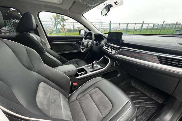 哈弗H6 2023款 国潮版 1.5T 自动都市版中控内饰7002