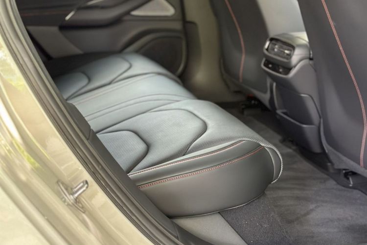 小米汽车 小米SU7 2024款 四驱超长续航高阶智驾Max版中控内饰7006