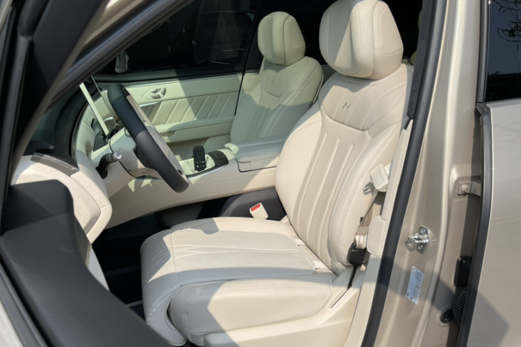 乐道L90 2025款 Ultra 六座版局部细节19