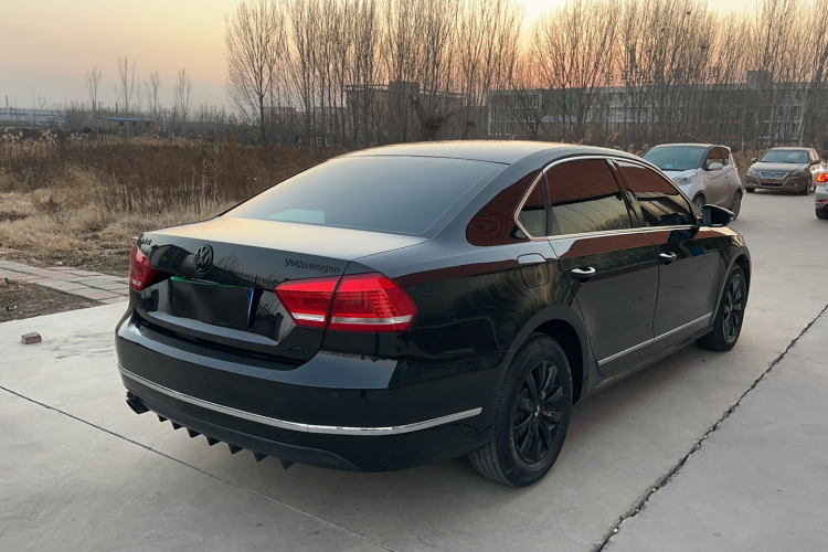 大众 帕萨特 2011款 1.8TSI 自动尊荣版车身外观6004