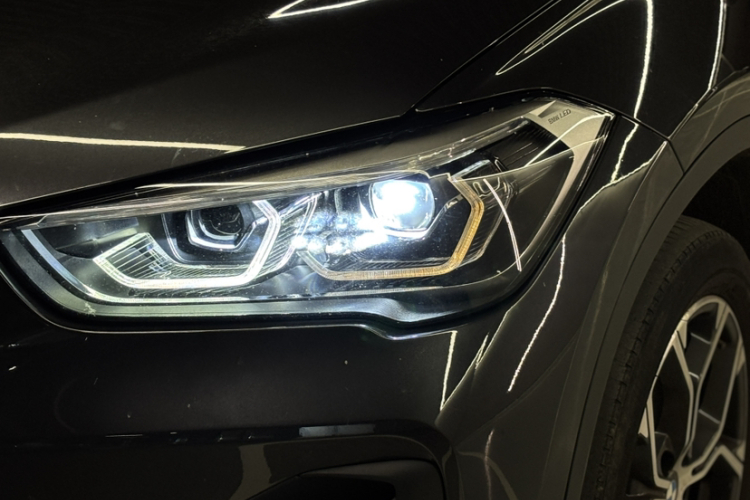 宝马X1 2021款 sDrive25Li 领先型车身外观6007