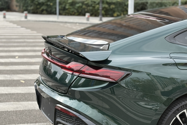 名爵 MG7 2023款 2.0T 自动猎美奢享版车身外观6010