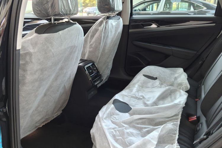 大众 帕萨特 2026款 出众款 330TSI 精英版中控内饰7003