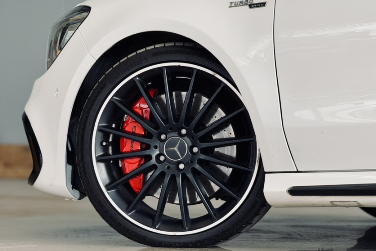 奔驰CLA AMG 2017款 改款 AMG CLA 45 4MATIC车身外观6007