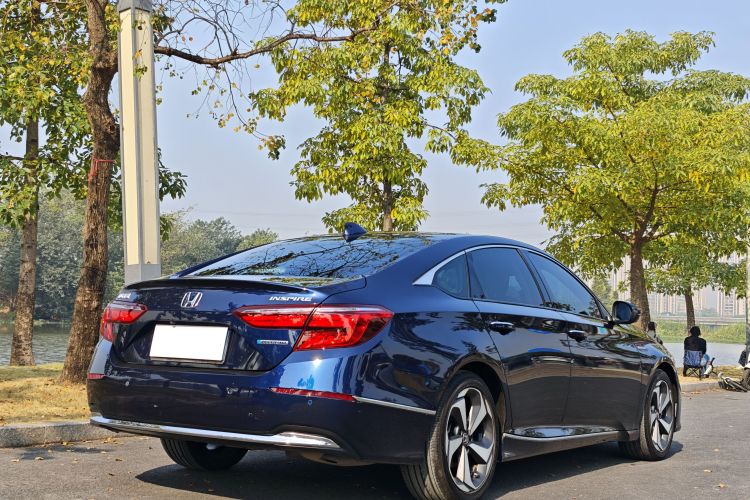 本田 英仕派 2019款 锐·混动 2.0L 净越版 国VI车身外观6007