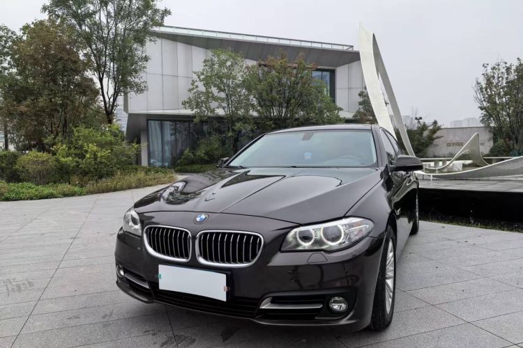 宝马5系 2014款 525Li 领先型车身外观1