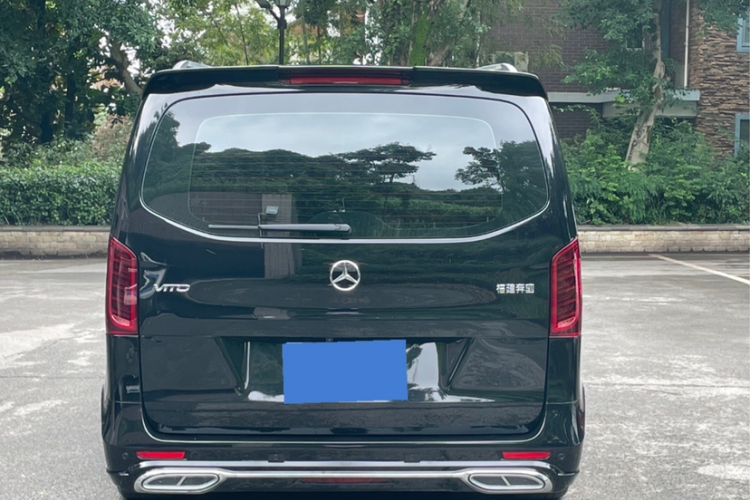 奔驰 威霆 2021款 2.0T 商务版 7座车身外观6001