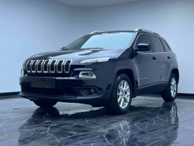 Jeep 自由光 2016款 2.0L 优越版