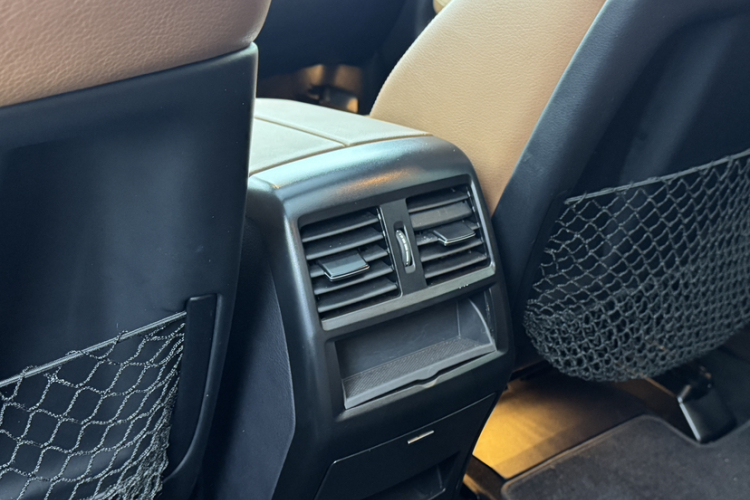 奔驰GLE 2016款 GLE 450 AMG 4MATIC车身外观6008