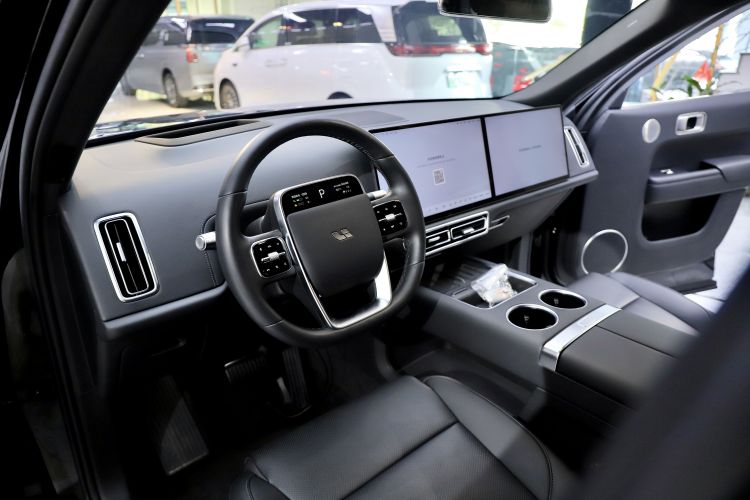 理想汽车 理想L8 2024款 Pro中控内饰7005