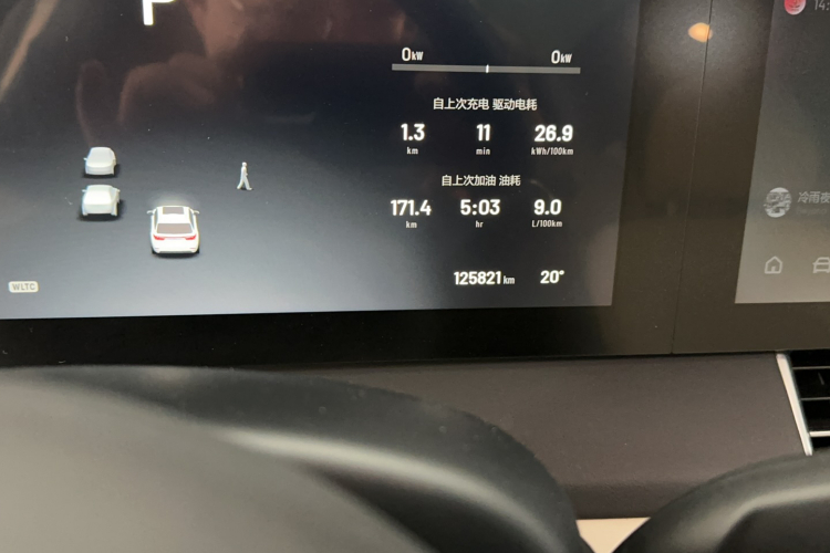 理想汽车 理想ONE 2021款 增程6座版中控内饰15