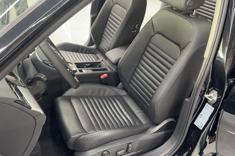 大众 迈腾 2018款 280TSI DSG 领先型局部细节19