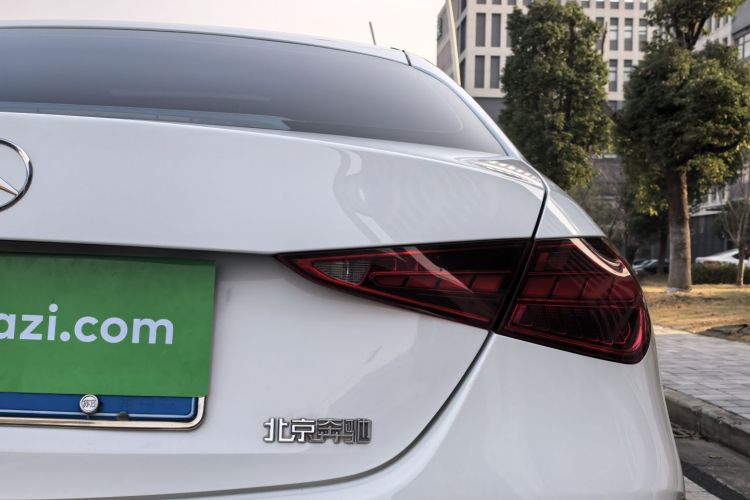 奔驰C级 2022款 改款 C 200 L 运动版车身外观6006