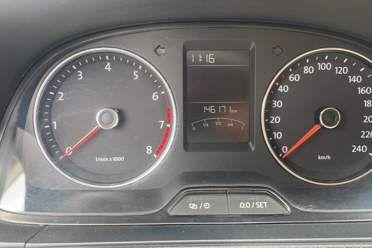 大众 朗逸 2013款 改款经典 1.6L 自动舒适版中控内饰15